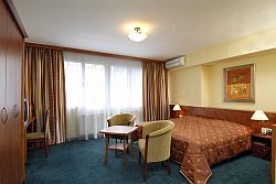 3 star Charles Apartment Hotel in Budapest - apartment hotels in Budapest - Specious deluxe studio in Hotel Charles