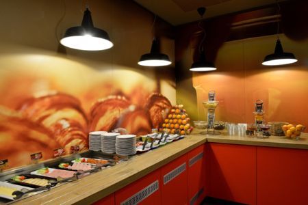 Prima colazione buffet - ibis Budapest City - alloggio per tutte le tasche a Budapest