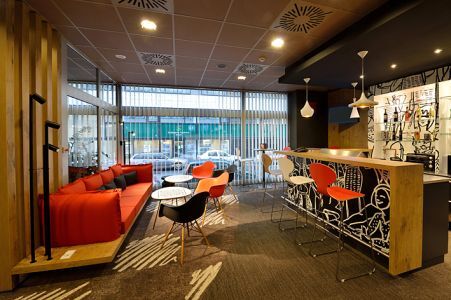 Ibis City Hotel w centrum Budapesztu przy placu Blaha Lujza w atrakcyjnej cenie