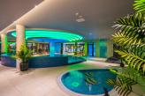 Hotel SunGarden Siofok, Wellness y Conferencia en el Balaton - interior del balneario