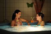 Jacuzzi al hotel Millennium a Budapest, rilassamento, offerte e servizi speciali