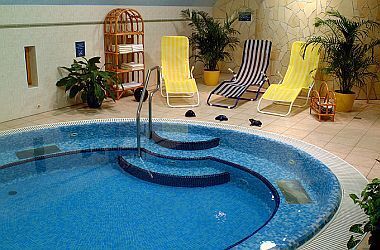 Hotel Unicornis Eger - Hotel Eger - jacuzzi