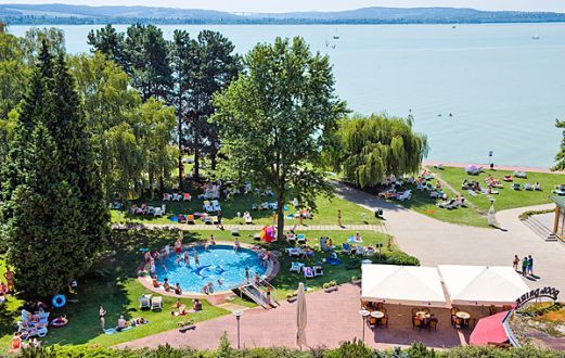 Hotel Club Tihany Balaton - чудесный вид из отеля на окрестность - Tihany .Balaton 