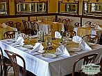 Hotels in Miskolc, Hongarije - Oreg Miskolcz Restaurant met Hongaarse en internationale specialiteiten