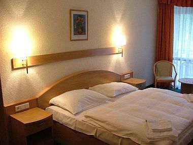 Pokój dwuosobowy blisko kąpieliska termalnego - Zsory Hotel Fit, Mezokovesd