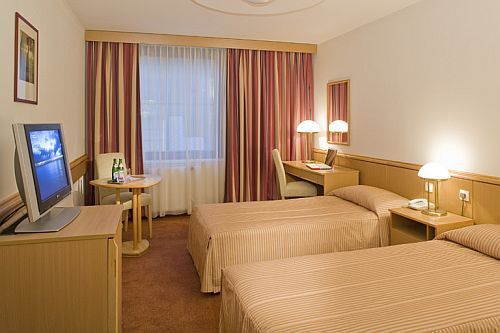 Standard double room - Mercure Budapest City Center - former Hotel Taverna