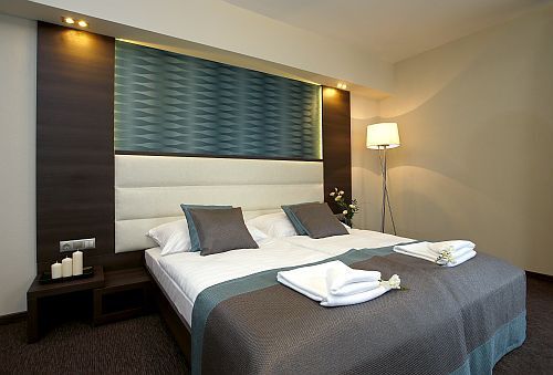 Hotel Villa Völgy - комфортный номер отеля по низким ценам