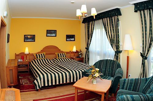 Hotel Villa Classica Pápa - Habitación Clásica