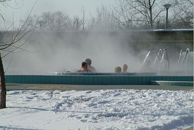 Agua medicinal en el Spa Termal - Aqua Lux Cserkeszolo 3*