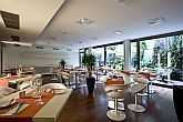 Modern restaurant in Hotel Lanchid 19 - design hotel in Budapest