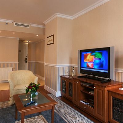 Hotel y Residencia Queen’s Court Budapest - comodidad y lujo