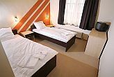 Ágoston hotel Pécsett - szép kétágyas szoba az Ágoston szállodában Pécsen, Szálláshely a Mecsek lábánál