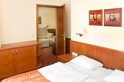 Airport Hotel Budapest 4* Rabatt Doppelzimmer in Budapest