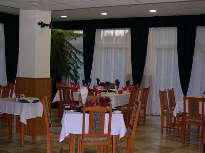 Le restaurant de l'hôtel Pontis Biatorbágy - hôtel á 15 minutes de la capitale de la Hongrie