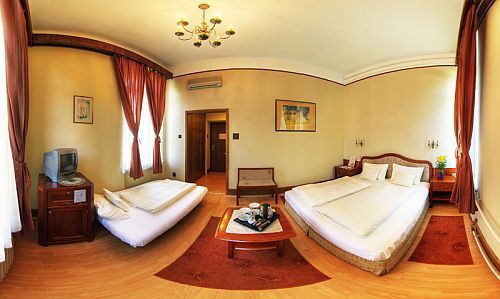 Alojamiento barato en Budapest - Hotel Omnibusz Budapest - habitación bonita y calma en Hotel Omnibusz Budapest - hotel de 3 estrellas