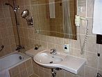 Budapest - Golden Park Hotel - stanza da bagno