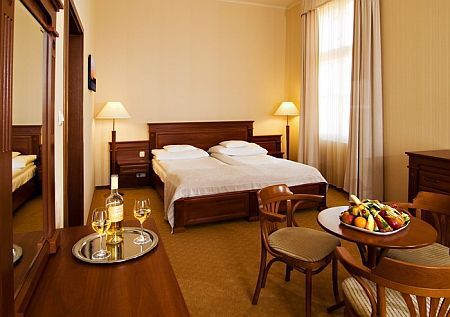 4* Anna Grand Hotel Balatonfured habitación gratis en Balatonfured