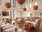 4* Tisza Balneum Wellnesshotel Restaurant mit vielen Köstlichkeiten