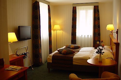 Vackert dubbelrum i det trestjärniga hotellet The Three Corners Hotell Art Budapest