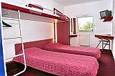 La chambre á trois lits - Torokbálint, Budapest - Hôtel Drive Inn á 3 étoiles