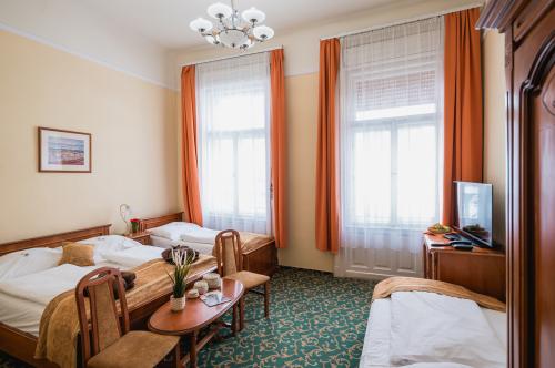 Goedkope hotels in het centrum van Boedapest - tweepersoonskamer in het 3-sterren City Hotel Unio