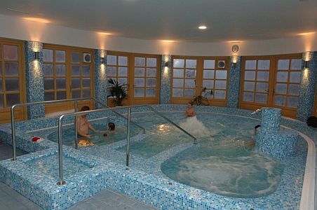 Zichy Park Hotel**** Bikacs wellness z półpensjonatem