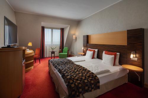 La chambre á deux lits - Greenfield Golf Spa Resort á 4 étoiles á Bukfurdo - la Hongrie