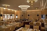 Le restaurant pour 150 visiteurs - Continental Hôtel Zara 4 étoiles á Budapest, la Hongrie
