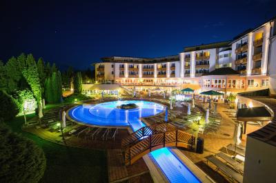 ✔️ Hotel Lotus Therme Hévíz ***** ✔️ Hotel Lotus Therme Hévíz *****