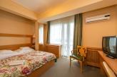 Dubbelsäng, romantiskt inrätt rum på Hotel Fit Heviz