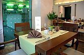 Bliss Wellness Aparthotel Budapest - Bliss Garden Restaurant and Cafe in Budapest