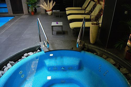 Wellness Hotel Bliss Budapest - ブダペスト中心にあるホテル ブロ-ドウェイでは週末のお得なパックをご用意しております