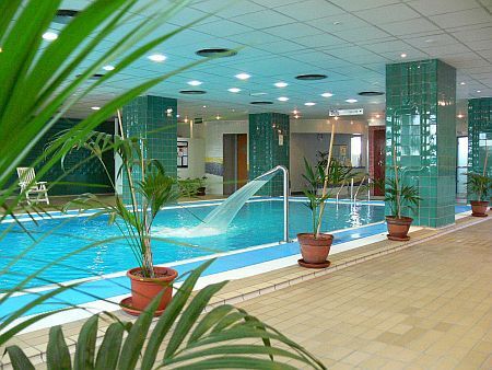 Danubius Hotel Arena - Czterogwiazdkowy hotel z usługami wellness w pobliżu Dworca Keleti