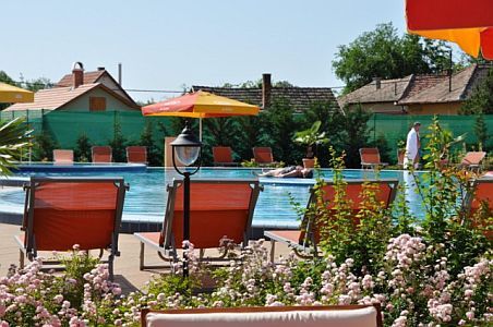 Aqua-Spa Hotel Cserkeszolo**** rabatt halvpension paket