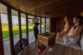 Sauna mit Panoramablick auf den Plattensee im Azur Hotel