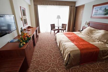 Atlantis Hotel Hajduszoboszlo**** chambres gratuites à Hajduszoboszlo