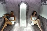 Sauna parowa w hotelu Kristaly w Keszthely, idealna na weekend wellness