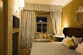 Hotel Oxigen - cameră elegantă şi romantică în hotel. Hotelul se află în Noszvaj, aproape de Eger  