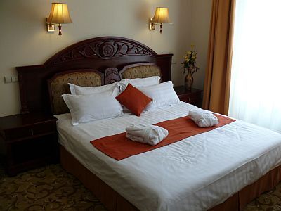Hotel Bellevue Esztergom, エステルゴムにあるホテルベルビュ－は4つ星のウェルネスホテルです