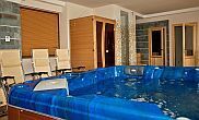 Jacuzzi von Hotel Obester in Debrecen mit Wellnessleistungen