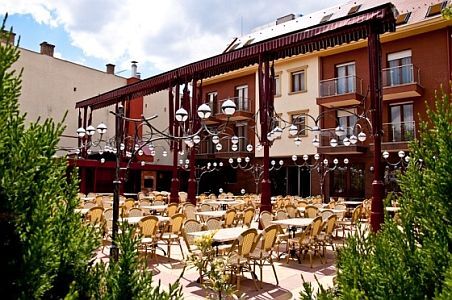 Hotel Obester - günstige Unterkunft in Debrecen, Ungarn