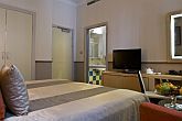 Andrássy Hotel　-　ブダペストにあるアンドラ－シ　ホテルでは格安の宿泊パックをご用意しております。市民公園にも近いです。