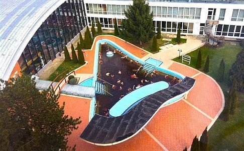 Piscina termale all'Hotel Beke a Hajduszoboszlo - hotel termale a Hajduszoboszlo