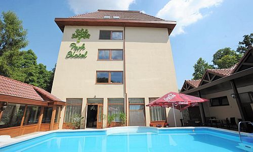 Wakacje w Gyula w hotelu Park Hotel Gyula z usługą wellness