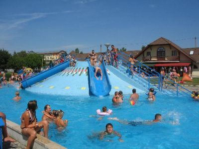 Week-end spa  à Mezokovesd dans le bain  Zsóry