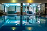 Hotel Vital Wellness in Zalakaros met een mooie, grote bassin voor een wellnessweekend