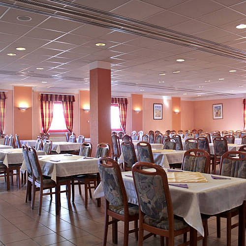 Restaurant van het Bestline Hotel in Boedapest, in Soroksár