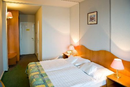 Hotel Szieszta Sopron, med extrapris erbjudande i Sopron med halfpension