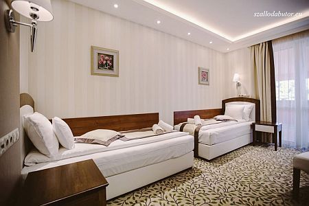 Elegante e bella camera d'albergo in Elixir Wellness Hotel