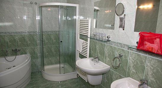 Hotel König Nagykanizsa ванная комната